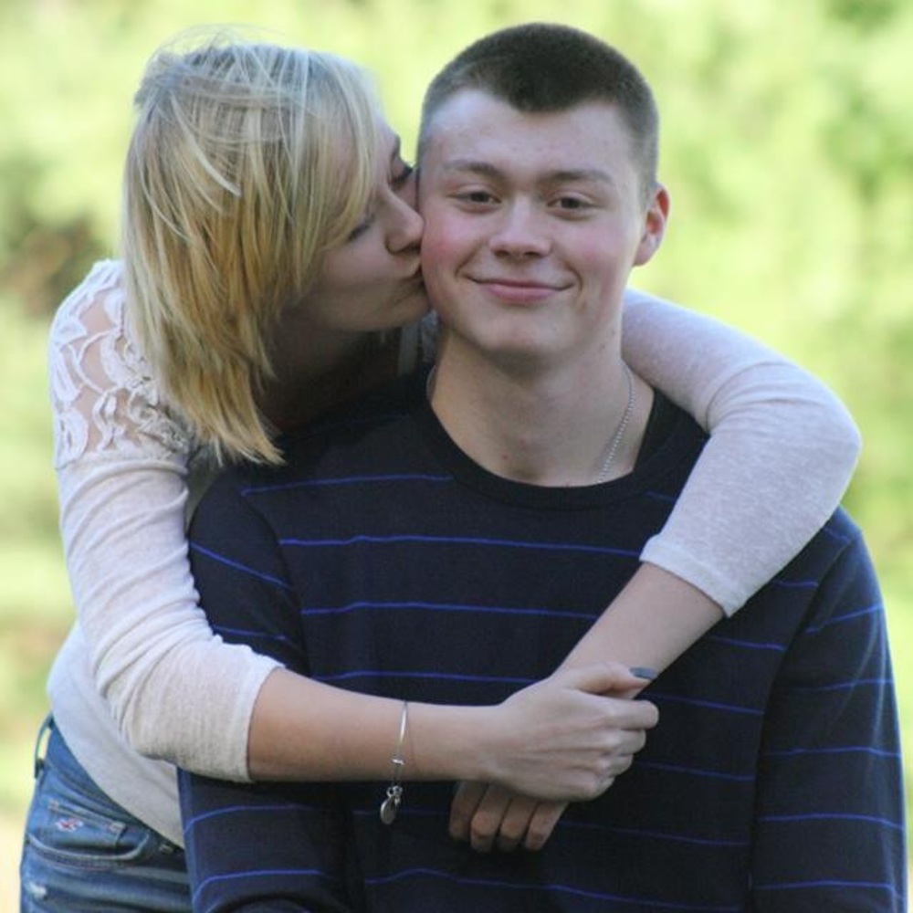 Meet your Posher, Elexis